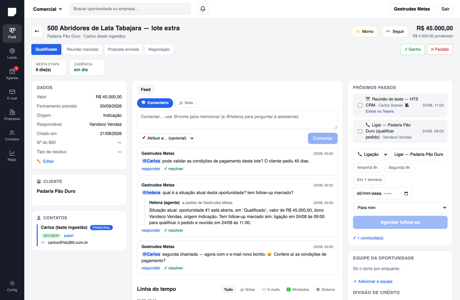 Página da oportunidade: dados, cliente, contatos, feed e próximos passos
